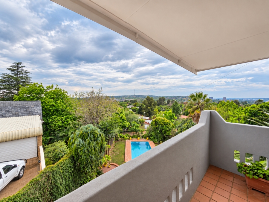 4 Bedroom Property for Sale in Heuwelsig Free State